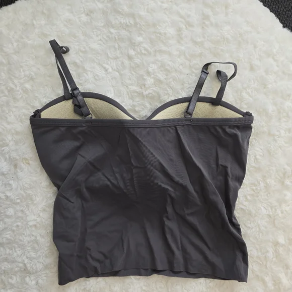 Tank top - Picture 2 of 2